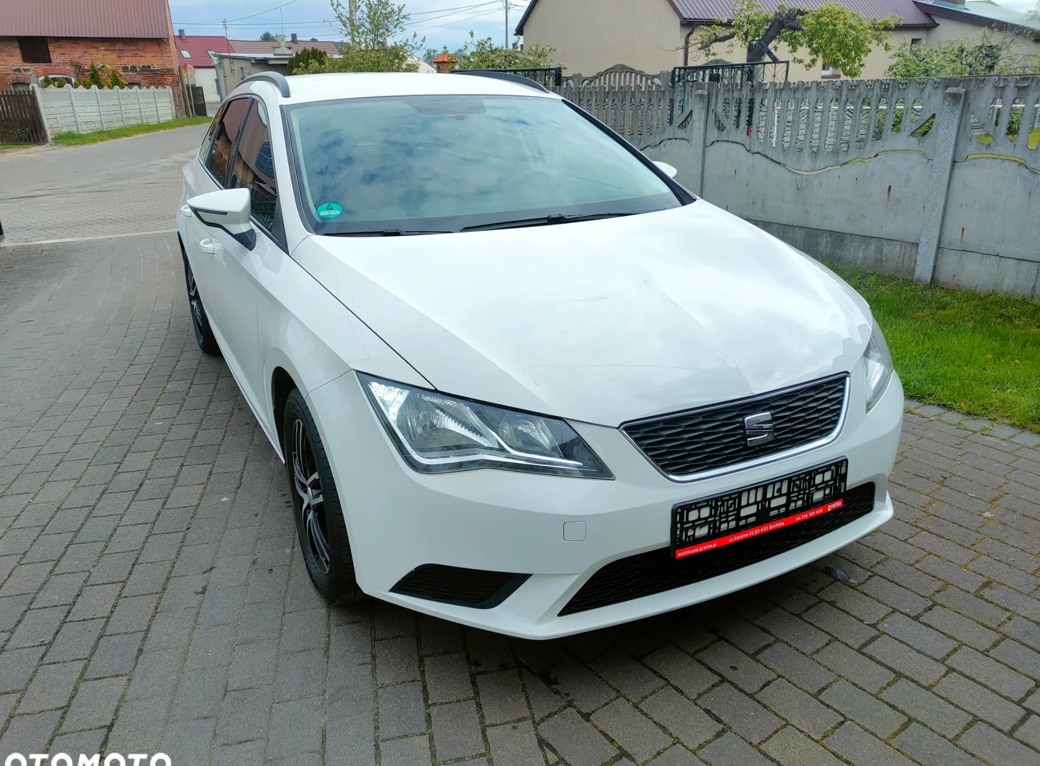 Seat Leon cena 36900 przebieg: 158000, rok produkcji 2014 z Sanok małe 352